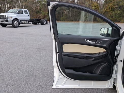 Certified 2023 Ford Edge SEL w/ Convenience Package image 13