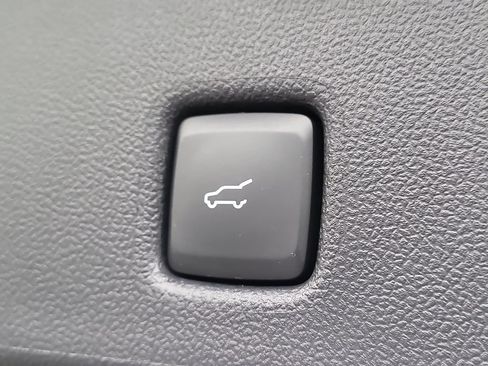 Certified 2023 Ford Escape ST-Line w/ Tech Pack #1 FWD image 8