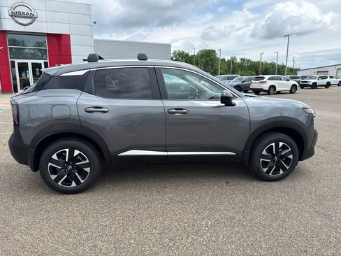 New 2026 Nissan Kicks SV AWD/4WD image 8