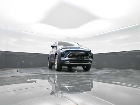 Used 2025 Buick Encore GX Preferred w/ Comfort Package image 18