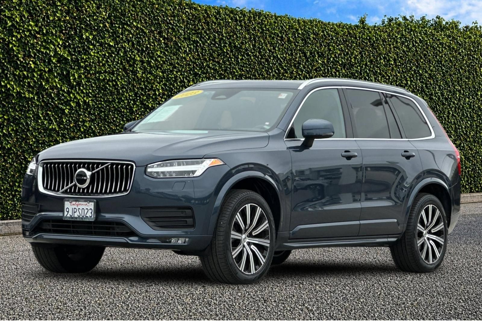 Used 2023 Volvo XC90 B5 Core w/ Protection Package Premier AWD/4WD image 8
