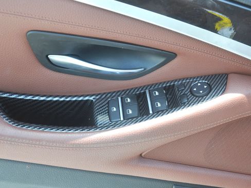 Used 2013 BMW 528i Sedan RWD image 24