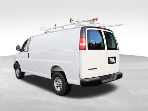 New 2025 Chevrolet Express 2500 w/ Communications Package image 10