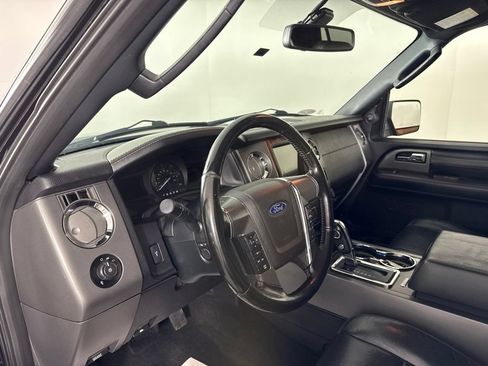 Used 2017 Ford Expedition EL Platinum AWD/4WD image 15