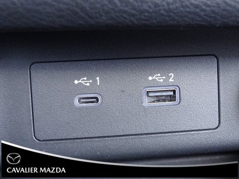 Used 2023 Nissan Rogue SL image 36