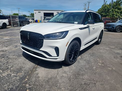 New 2026 Lincoln Aviator Reserve AWD/4WD image 1