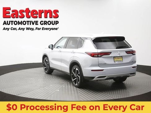 Used 2024 Mitsubishi Outlander SE AWD/4WD image 64