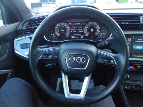 Used 2023 Audi Q3 2.0T Premium Plus w/ Premium Plus Package AWD/4WD image 13