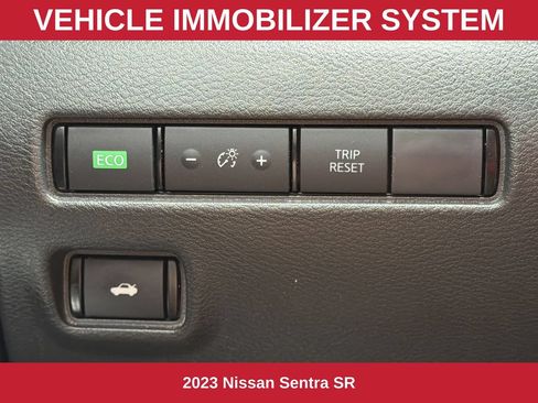 Used 2023 Nissan Sentra SR w/ SR Premium Package FWD image 10