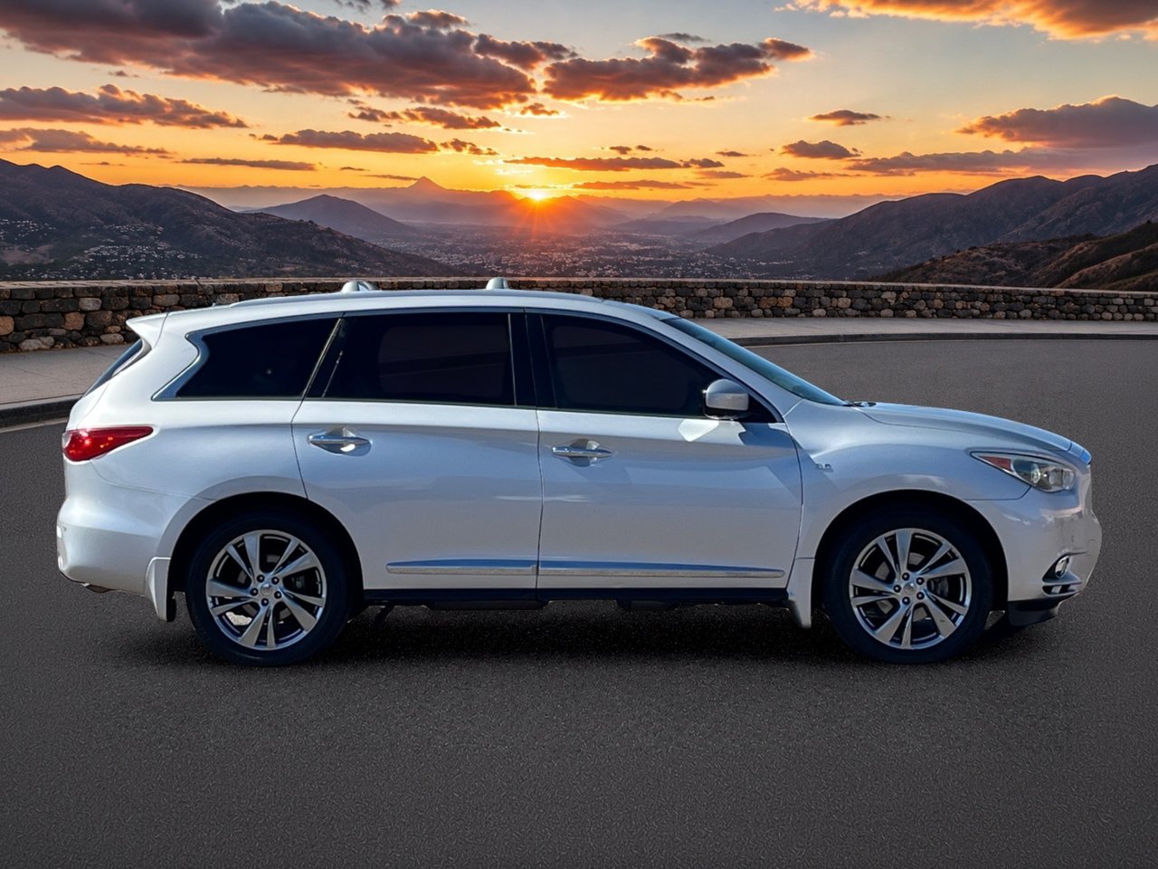 Used 2015 INFINITI QX60 Luxe w/ Deluxe Touring Package AWD/4WD image 6