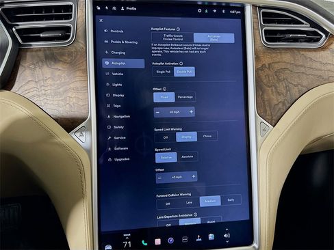 Used 2016 Tesla Model S 75D image 34