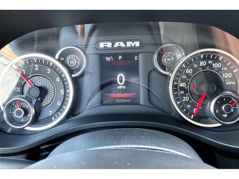 Certified 2025 RAM 1500 Big Horn AWD/4WD image 29