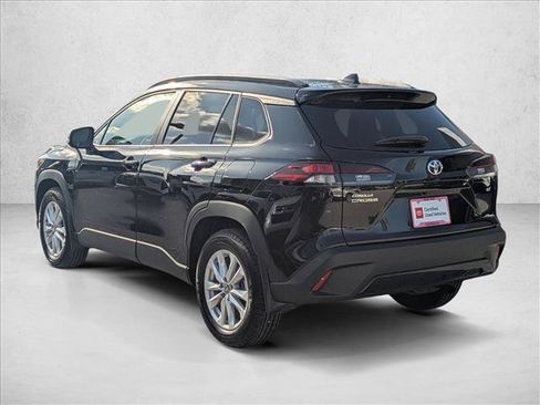 Used 2026 Toyota Corolla Cross LE FWD image 8