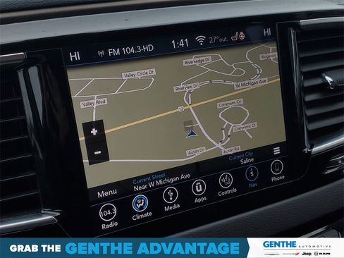 Used 2018 Chrysler Pacifica Touring-L Plus image 20