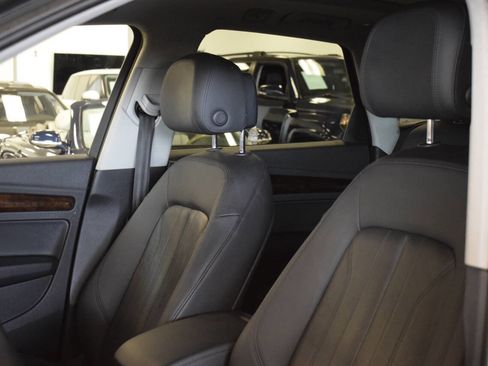 Used 2018 Audi Q5 2.0T Premium image 53