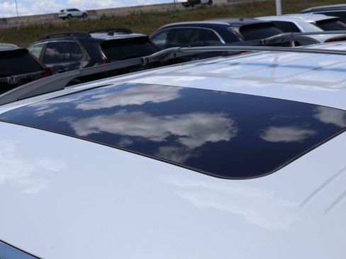 Used 2023 Nissan Armada SL w/ Captain's Chairs Package RWD image 11