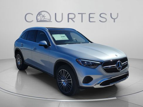 Certified 2026 Mercedes-Benz GLC 300 image 5