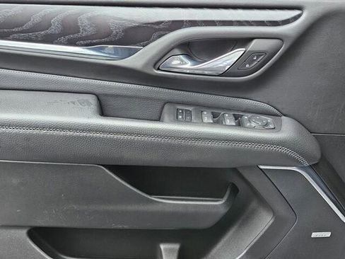 Used 2023 GMC Yukon Denali image 32