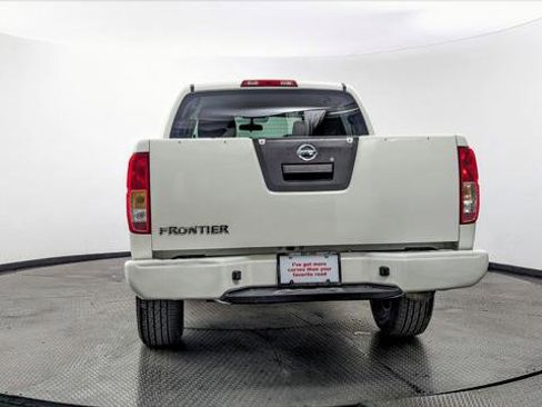 Used 2018 Nissan Frontier S RWD image 7