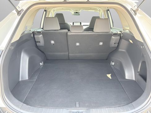 Used 2024 Toyota RAV4 XLE FWD image 13