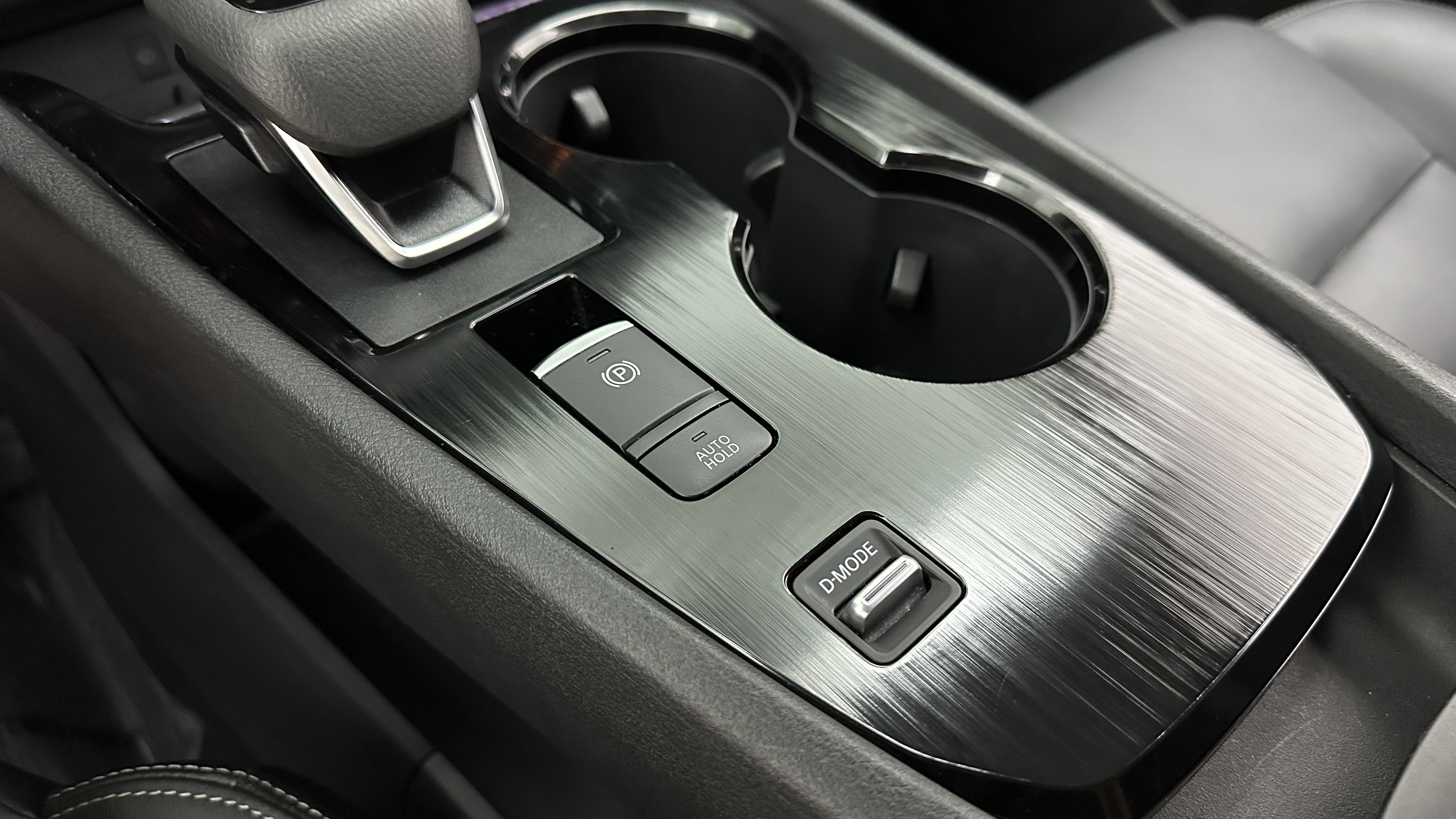 Used 2026 Nissan Rogue SL FWD image 18