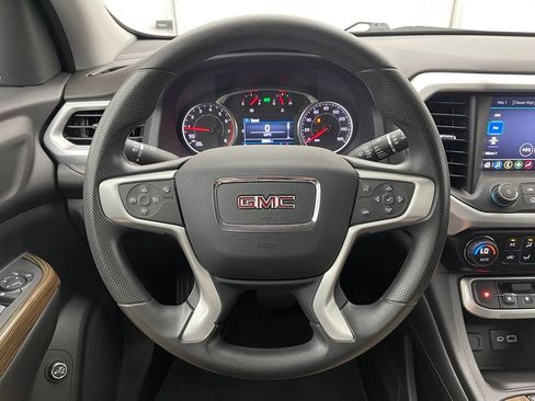 Used 2023 GMC Acadia SLE w/ Driver Convenience Package FWD image 20