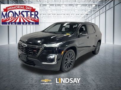 Used 2023 Chevrolet Traverse RS