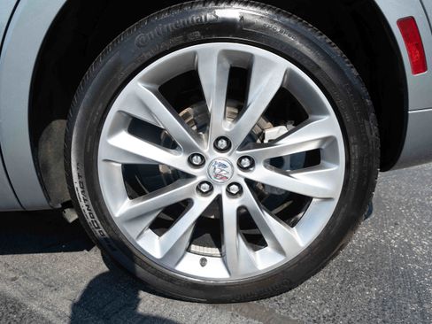 Used 2023 Buick Envision Avenir AWD/4WD image 30