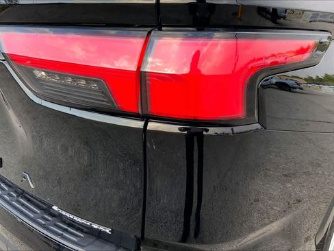 Certified 2025 Toyota Sequoia SR5 image 29