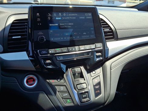 Used 2024 Honda Odyssey Sport image 19