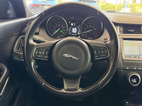 Used 2018 Jaguar E-PACE S AWD/4WD image 23