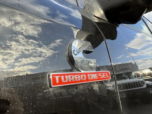 New 2025 RAM 2500 Laramie image 12