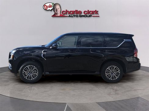 New 2026 Nissan Armada SL w/ Captain's Chari Seat Package image 3