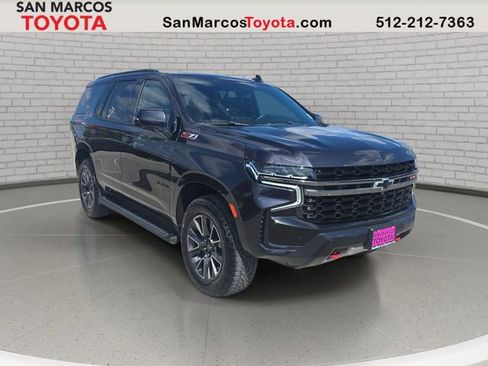 Used 2022 Chevrolet Tahoe Z71 w/ Luxury Package image 3