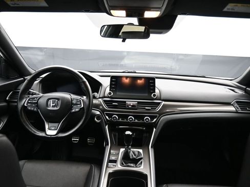 Used 2019 Honda Accord Sport image 39