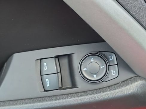 Used 2018 Chevrolet Camaro SS RWD image 28