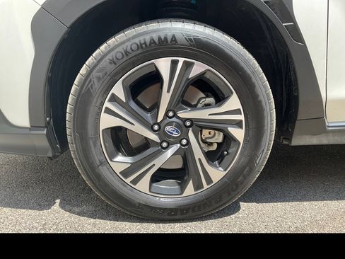 Certified 2024 Subaru Crosstrek 2.0i Premium AWD/4WD image 15