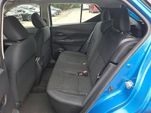 Used 2022 Nissan Kicks SV image 10