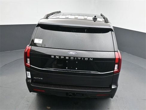 New 2025 Ford Expedition Active image 21