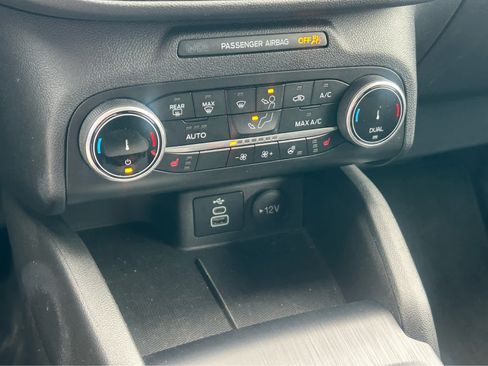 Used 2024 Ford Escape Active AWD/4WD image 39
