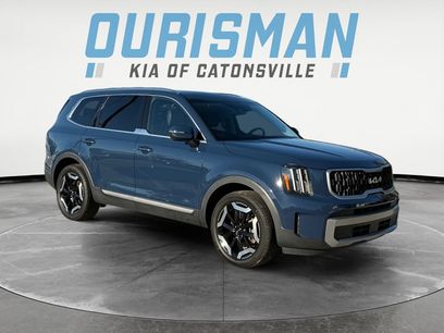 Used 2023 Kia Telluride EX w/ EX Captain's Chair Package