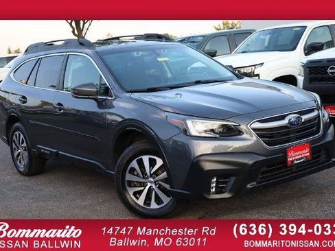Used 2021 Subaru Outback Premium AWD/4WD image 1
