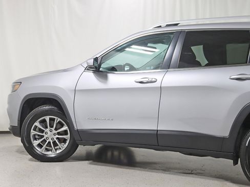 Used 2021 Jeep Cherokee Latitude Lux image 11