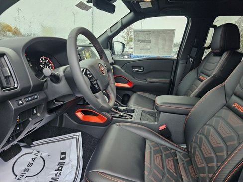 New 2025 Nissan Frontier PRO-4X w/ Pro Premium Package image 23