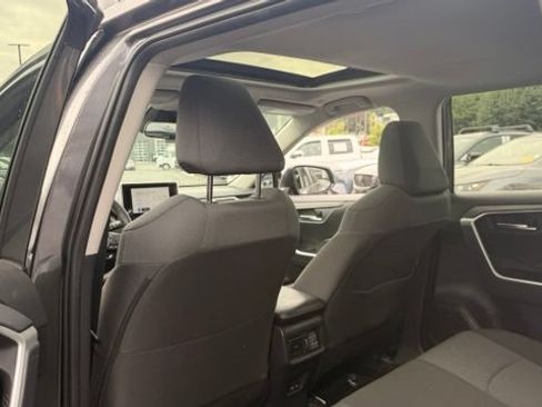 Used 2024 Toyota RAV4 XLE w/ Convenience Package AWD/4WD image 10