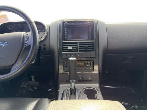 Used 2009 Ford Explorer Sport Trac Adrenalin AWD/4WD image 12