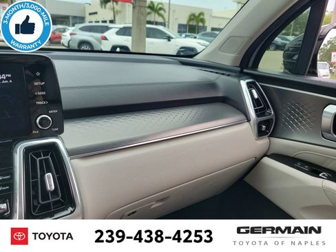 Used 2022 Kia Sorento SX FWD image 35