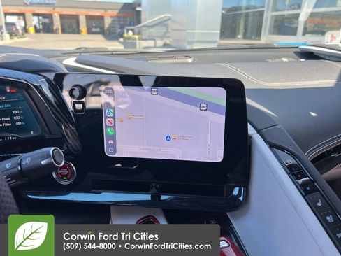 Used 2023 Chevrolet Corvette Stingray Preferred Cpe w/ Z51 Performance Package image 3