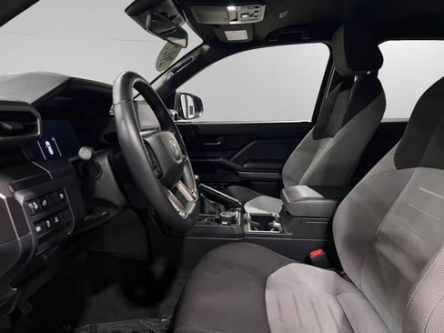 Used 2025 Toyota 4Runner TRD Off-Road image 26