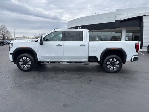 New 2026 GMC Sierra 2500 Denali w/ Denali Reserve Package image 7